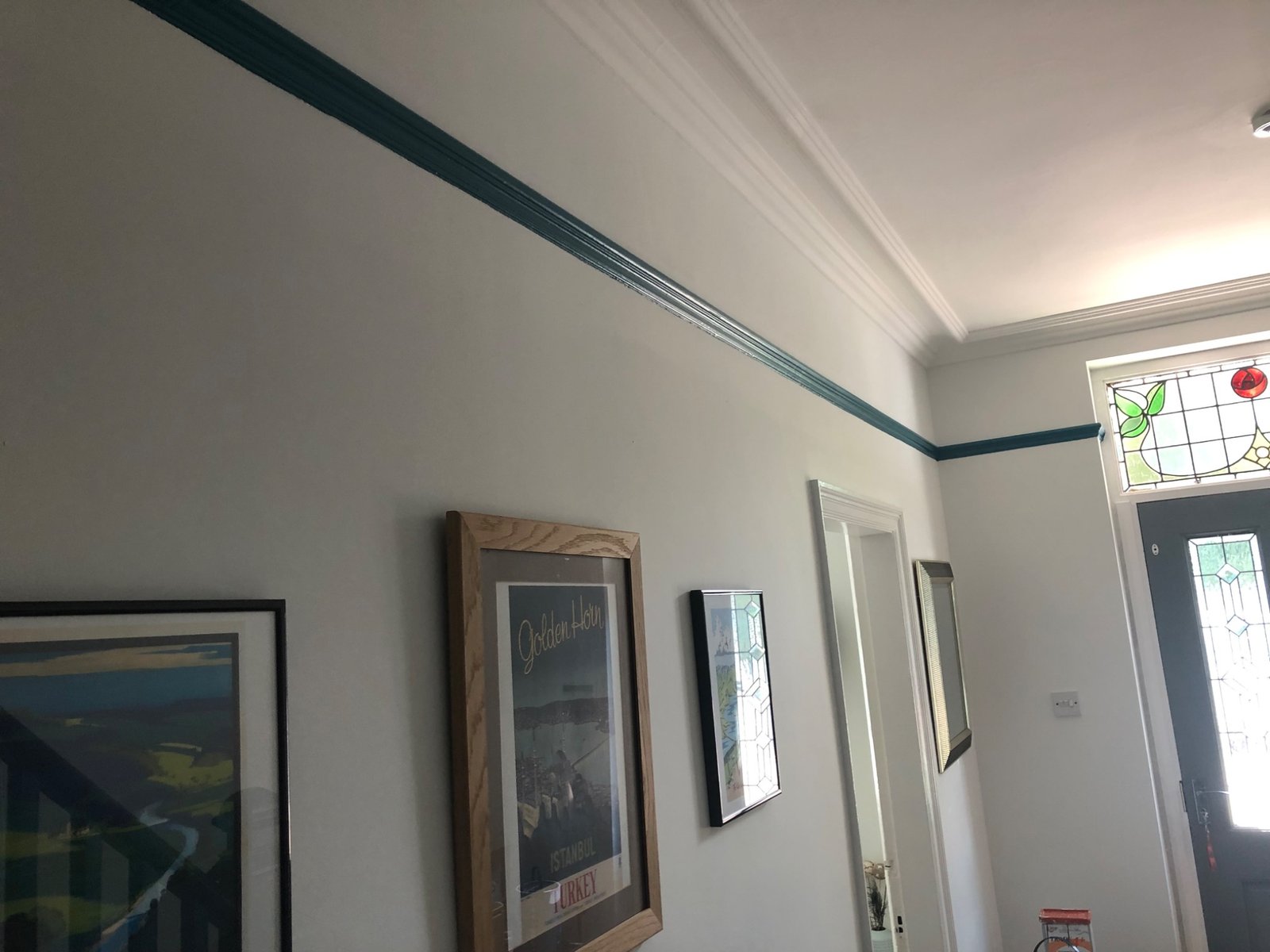 Hallway walls & decorative trim by Fratton Group PTY LTD